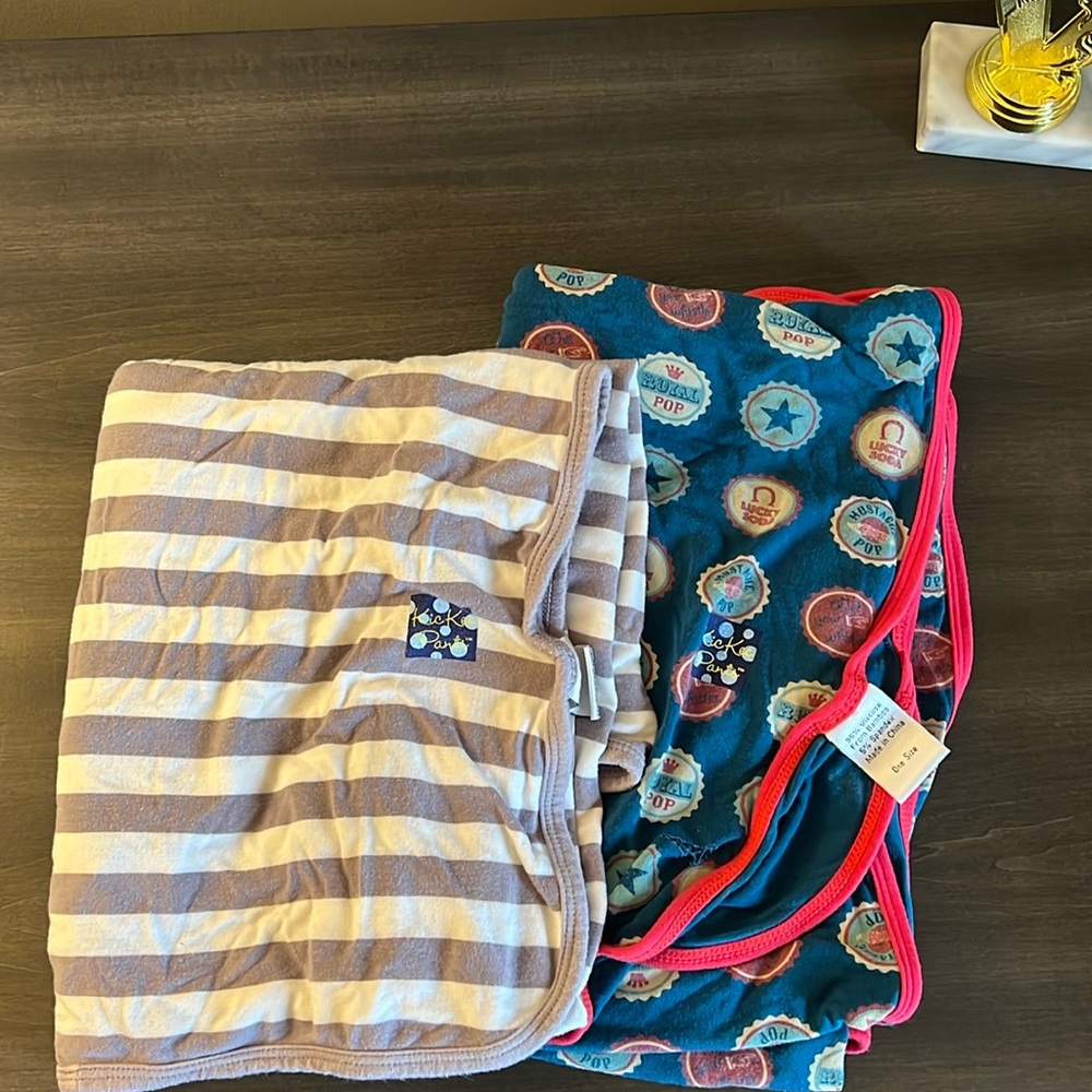 Kickee Pants Grey stripe swaddle and Bottle Cap Swaddle